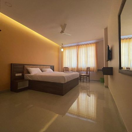 Hotel Lavender Elite Haldipur ภายนอก รูปภาพ