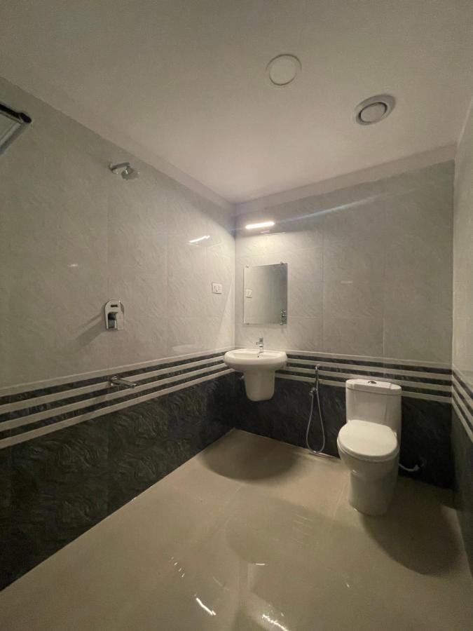 Hotel Lavender Elite Haldipur ภายนอก รูปภาพ