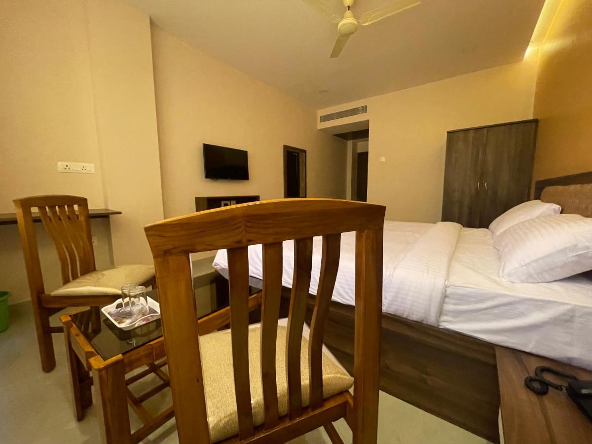 Hotel Lavender Elite Haldipur ภายนอก รูปภาพ