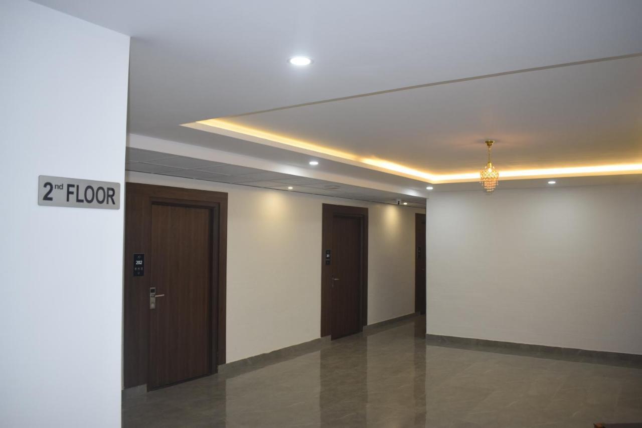 Hotel Lavender Elite Haldipur ภายนอก รูปภาพ